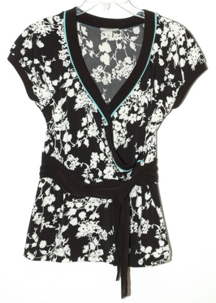 black and white print Loft top