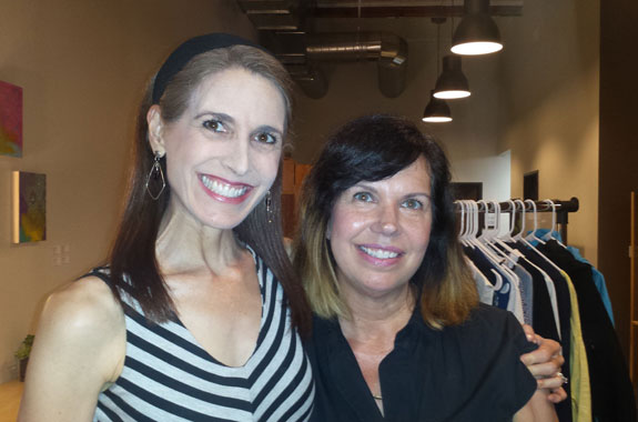 Courtney Carver and Debbie Roes